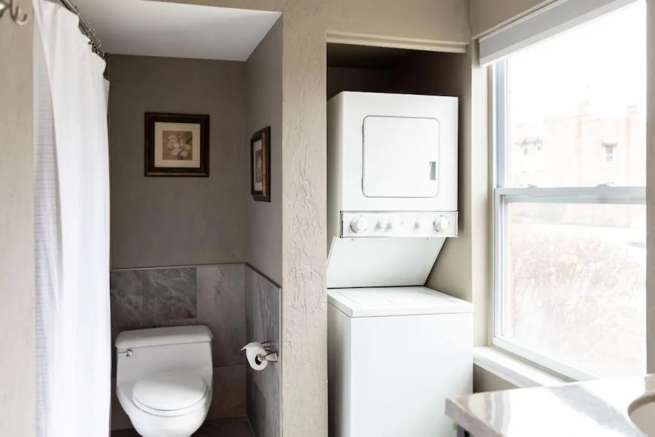Apartment Downtown Nashville Condo, Walk To Broadway With Free Parking United States